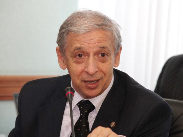 «Публику любят стращать разными формами апокалипсиса»